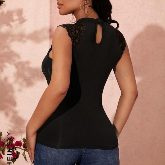 Cutout Keyhole Back Contrast Lace Top - Picture 9 of 10